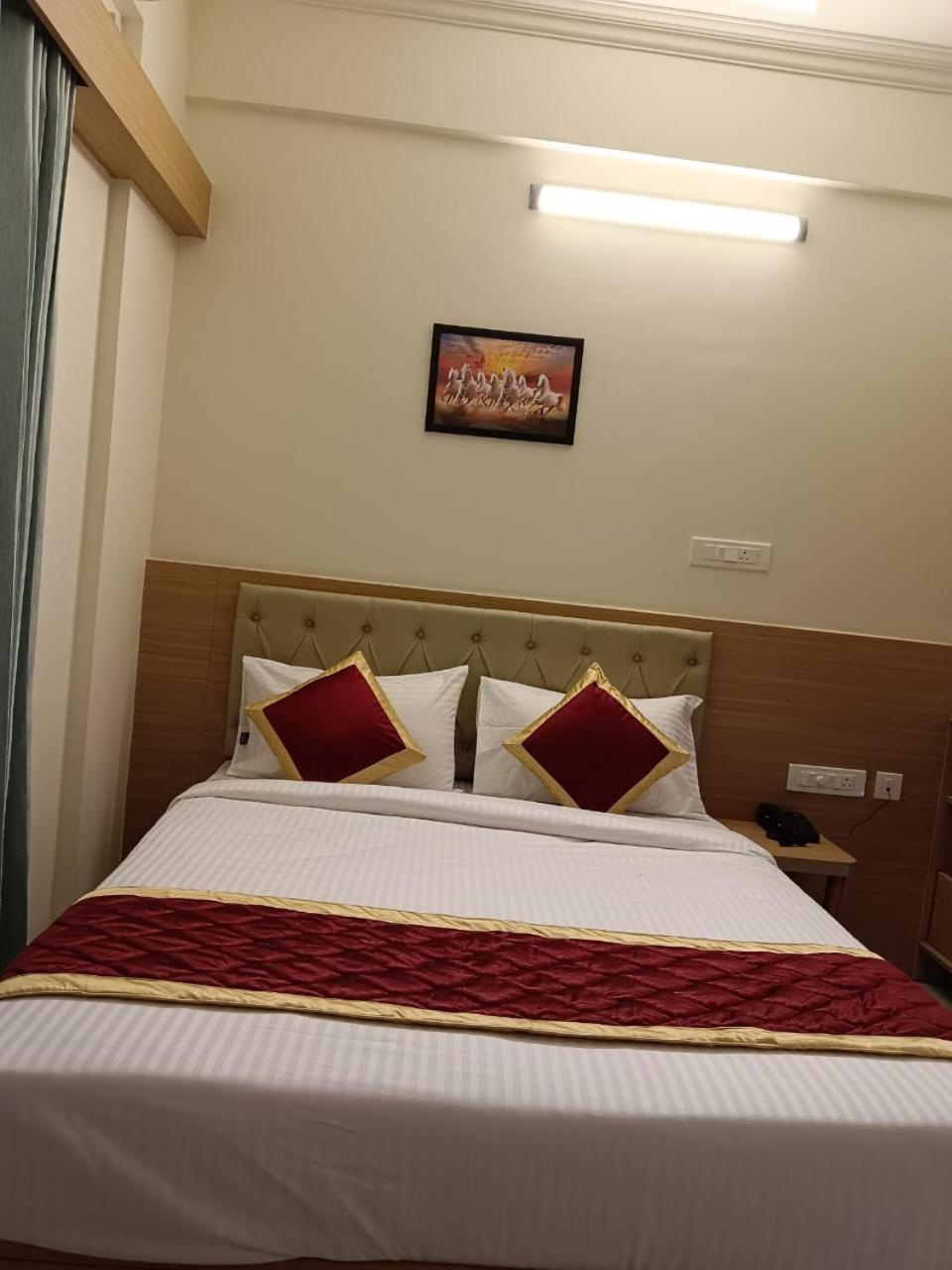 Krishna Inn Bengaluru Kültér fotó